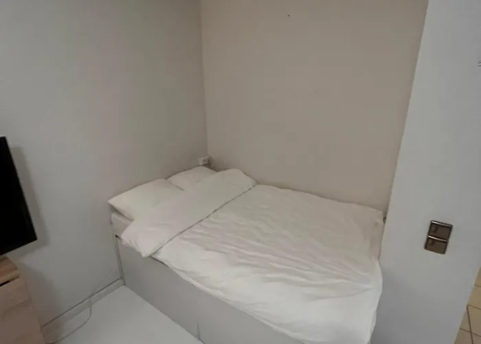 Modern With Balcony In Center * הלסינקי